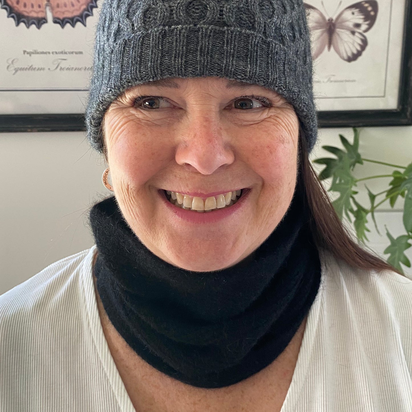 Black Possum Merino Neckwarmer